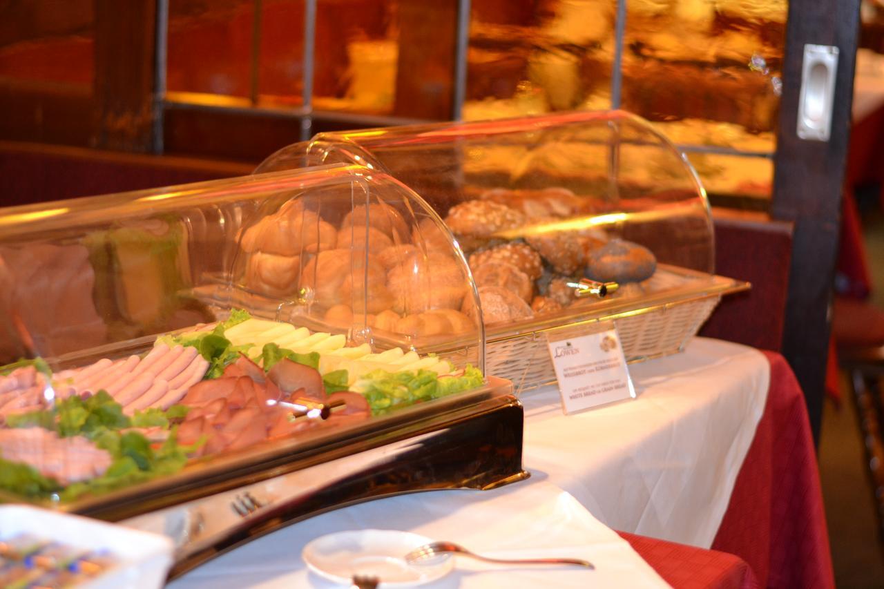 Gasthaus Loewen Fribourg im Breisgau Extérieur photo